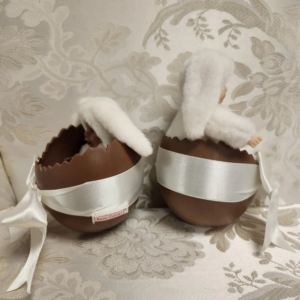 Anne Geddes Baby Bunnies In Chocolate Easter Eggs Vintage Dolls Set Of 2